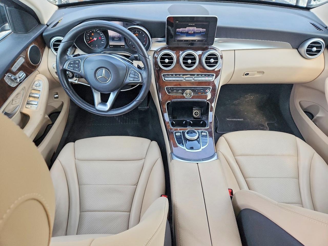2017 MERCEDES-BENZ C C300