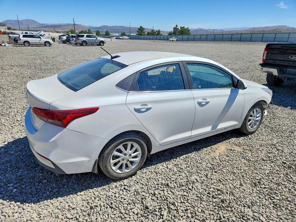 2019 HYUNDAI ACCENT SE and SEL