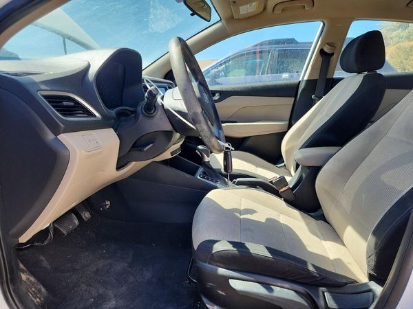 2019 HYUNDAI ACCENT SE and SEL