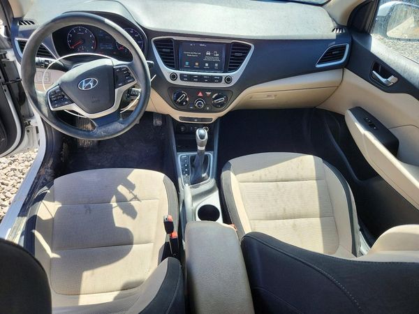2019 HYUNDAI ACCENT SE and SEL