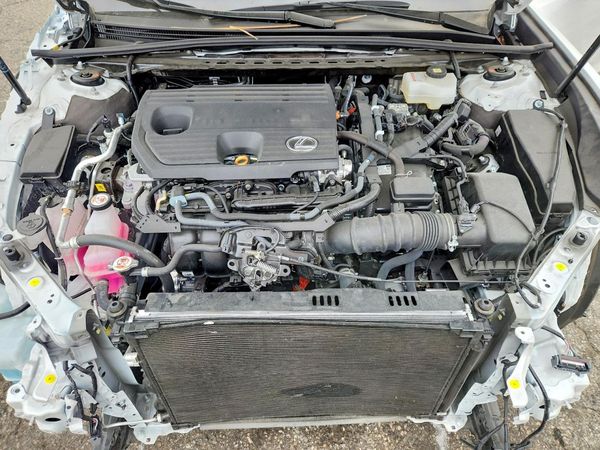 2025 LEXUS ES 300H