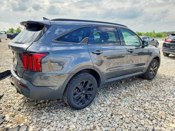 2021 KIA SORENTO