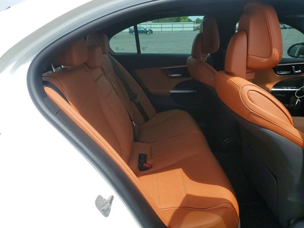 2025 MERCEDES-BENZ C C300