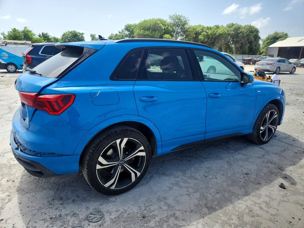 2023 AUDI Q3