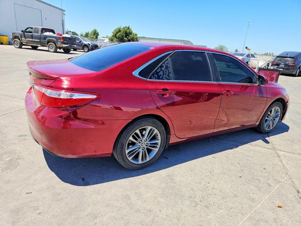 2017 TOYOTA CAMRY