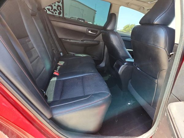 2017 TOYOTA CAMRY