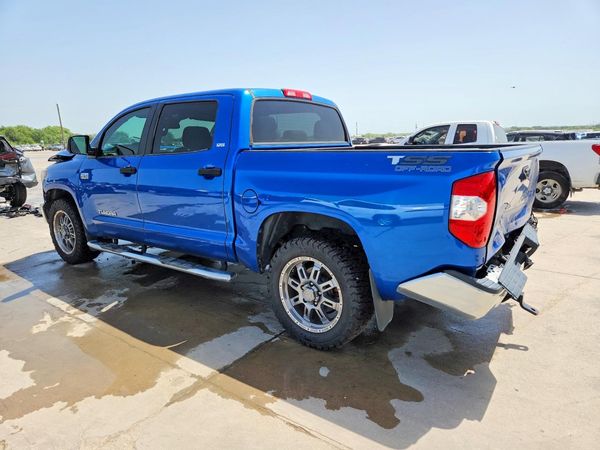 2018 TOYOTA TUNDRA SR5