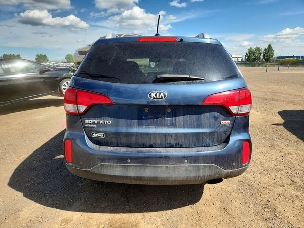 2015 KIA SORENTO GL