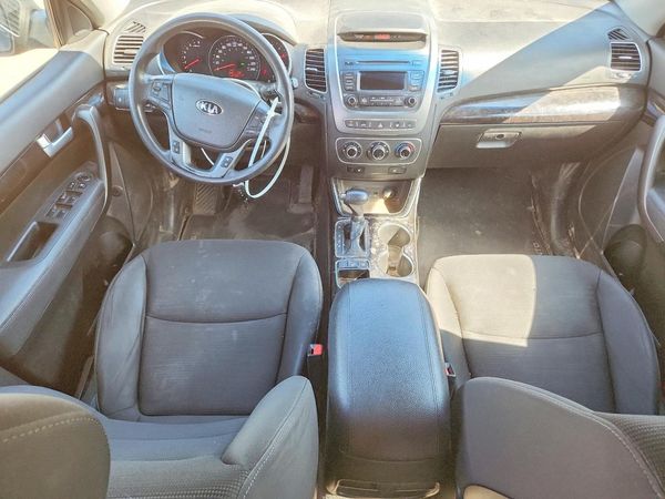 2015 KIA SORENTO GL