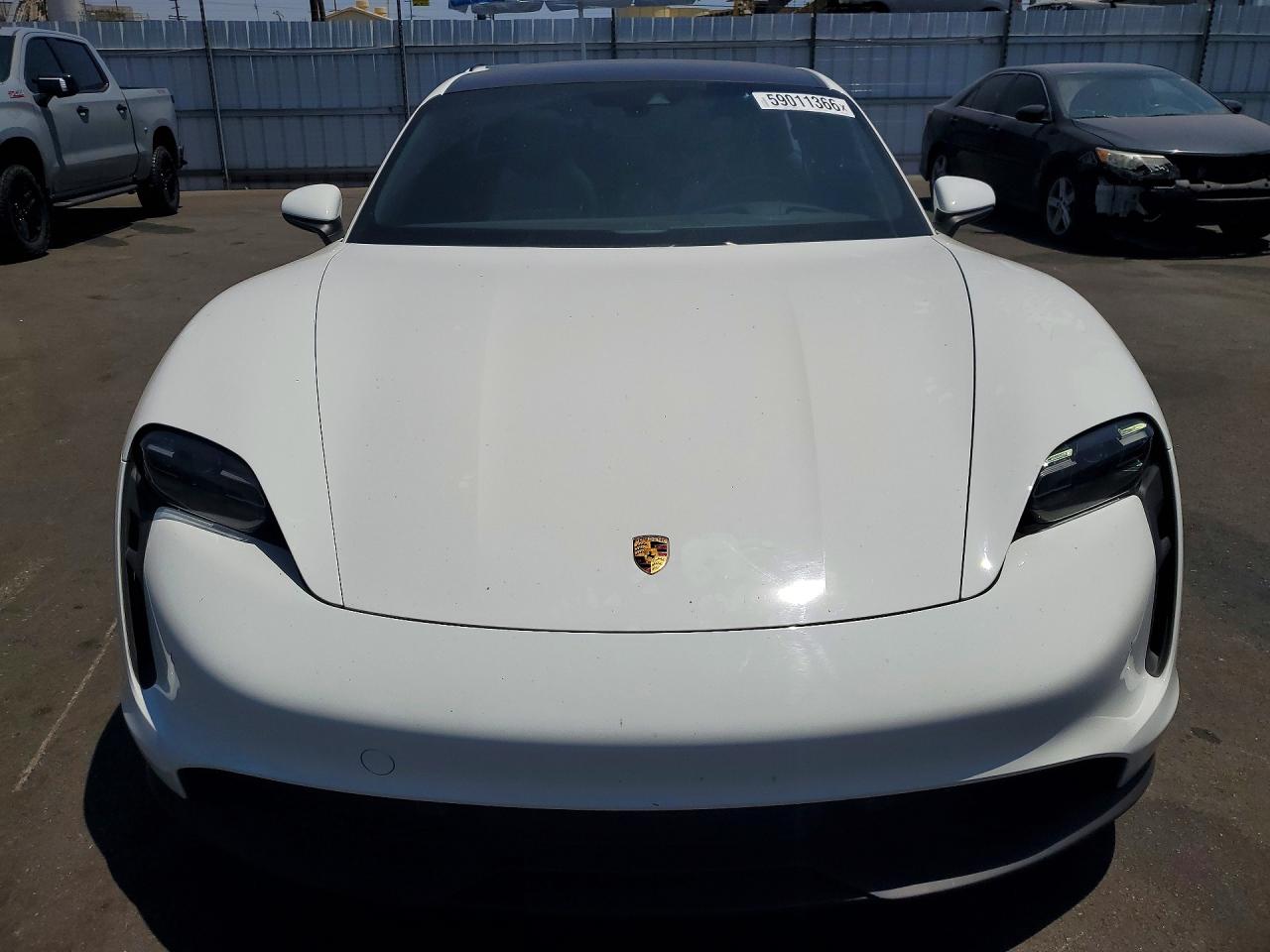 2023 PORSCHE TAYCAN