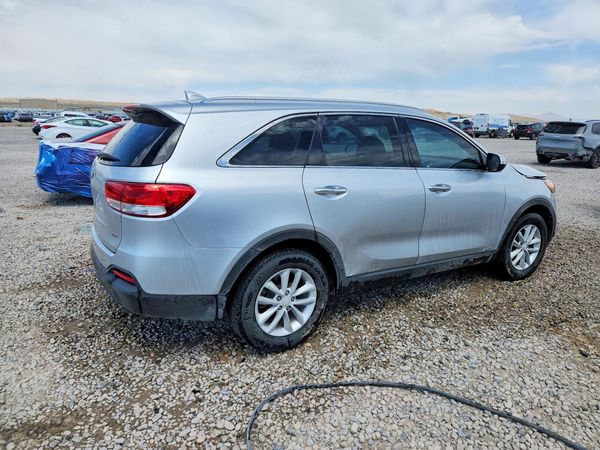 2018 KIA SORENTO L, LX