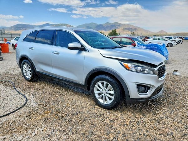 2018 KIA SORENTO L, LX
