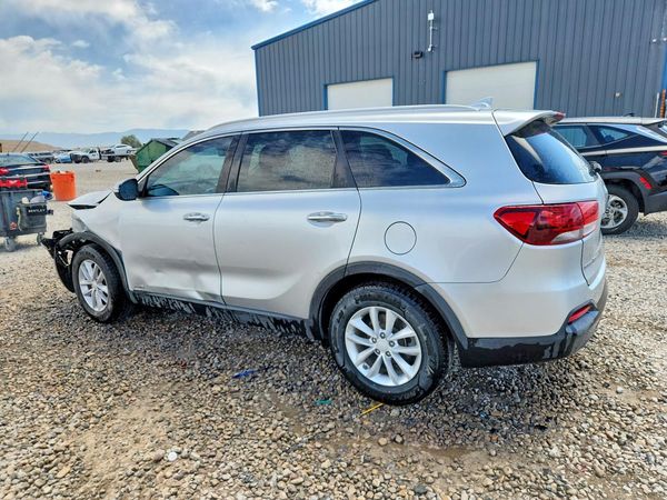 2018 KIA SORENTO L, LX