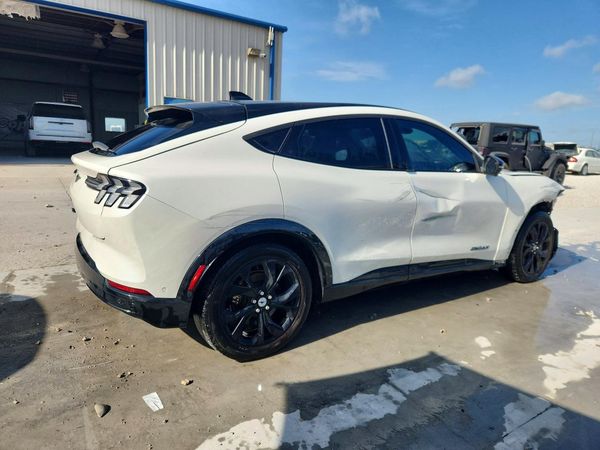 2021 FORD MUSTANG Premium