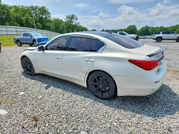 2015 INFINITI Q50