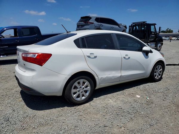 2013 KIA RIO