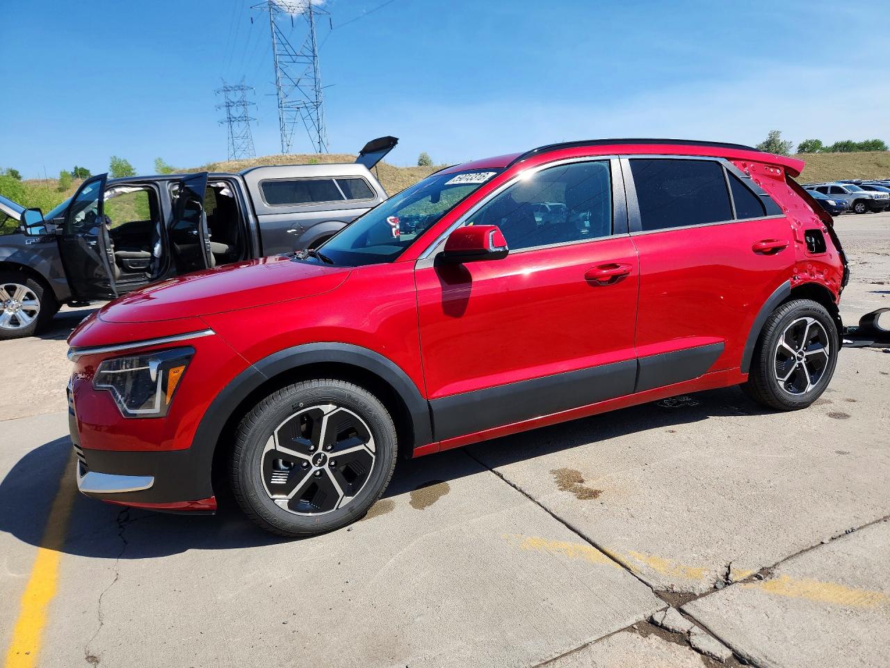2023 KIA NIRO EX