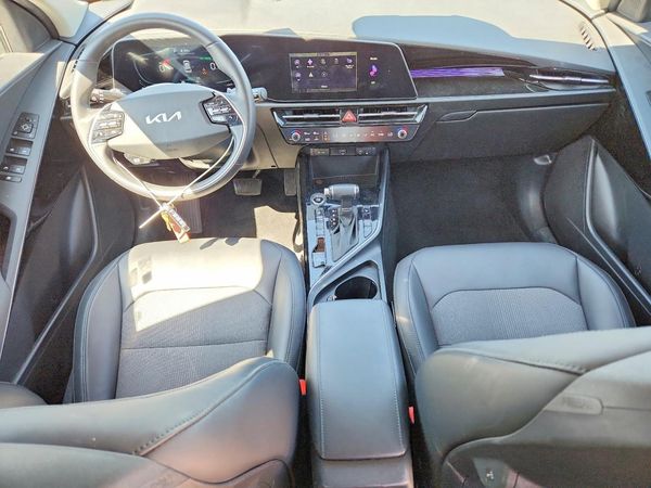 2023 KIA NIRO EX