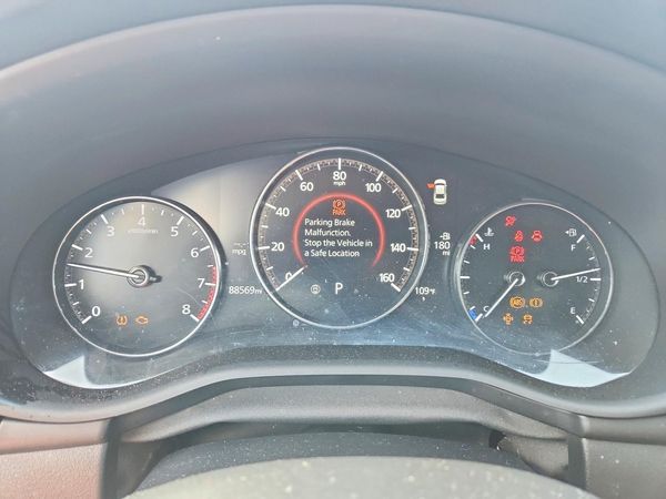 2023 MAZDA 3 Select Package