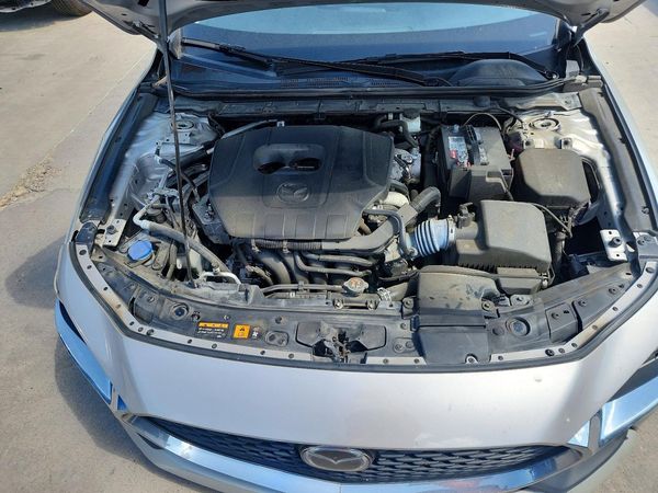 2023 MAZDA 3 Select Package