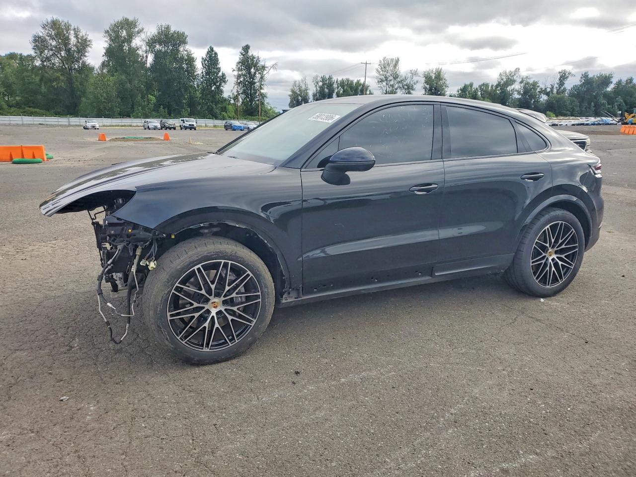 2024 PORSCHE CAYENNE