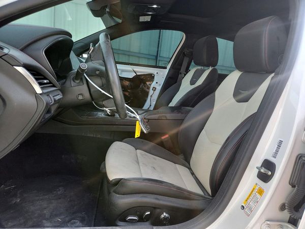 2023 CADILLAC CT5 Sport