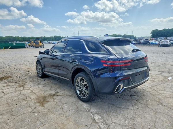 2023 GENESIS GV70