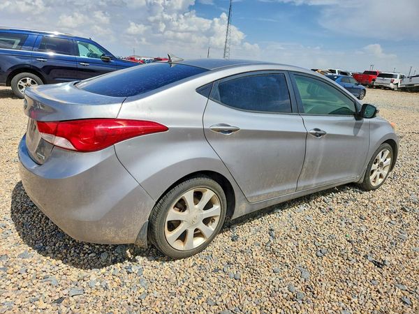 2012 HYUNDAI ELANTRA