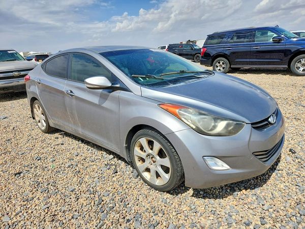 2012 HYUNDAI ELANTRA