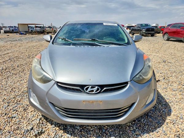2012 HYUNDAI ELANTRA