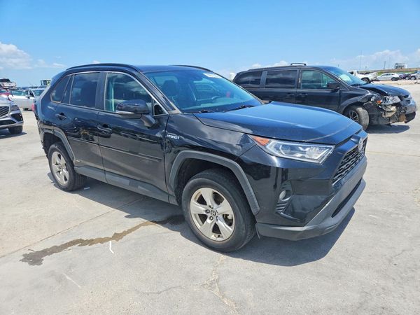 2021 TOYOTA RAV4 XLE HV