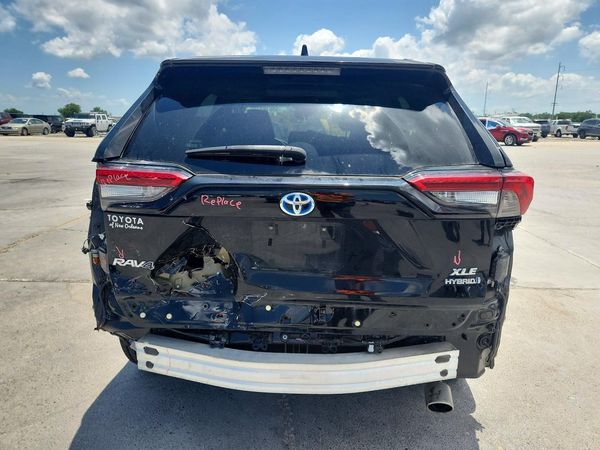 2021 TOYOTA RAV4 XLE HV