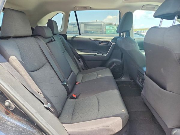 2021 TOYOTA RAV4 XLE HV