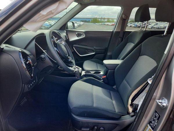 2025 KIA SOUL LX, S
