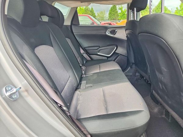 2025 KIA SOUL LX, S