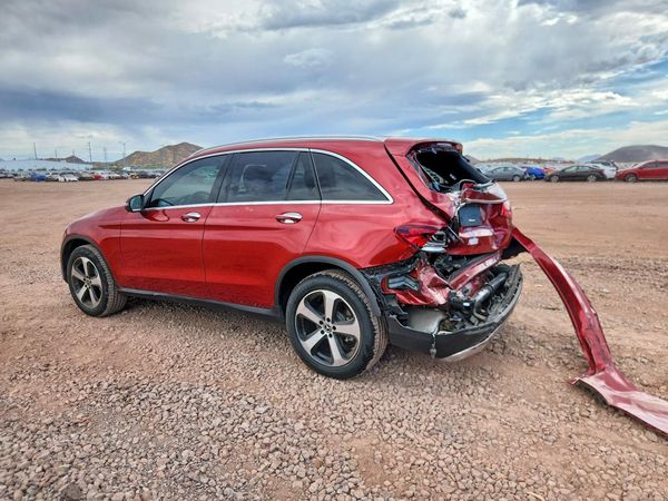 2020 MERCEDES-BENZ GLC GLC300