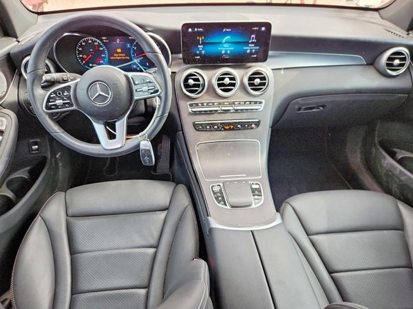 2020 MERCEDES-BENZ GLC GLC300