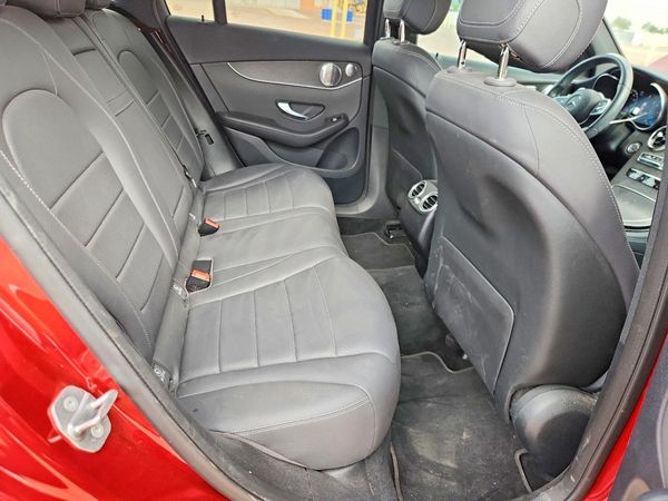 2020 MERCEDES-BENZ GLC GLC300
