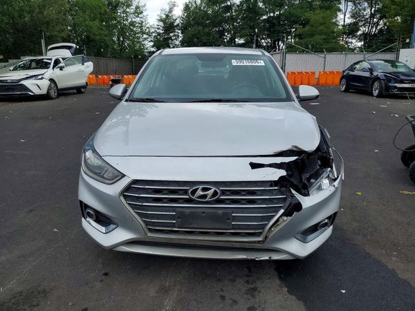2019 HYUNDAI ACCENT SE and SEL