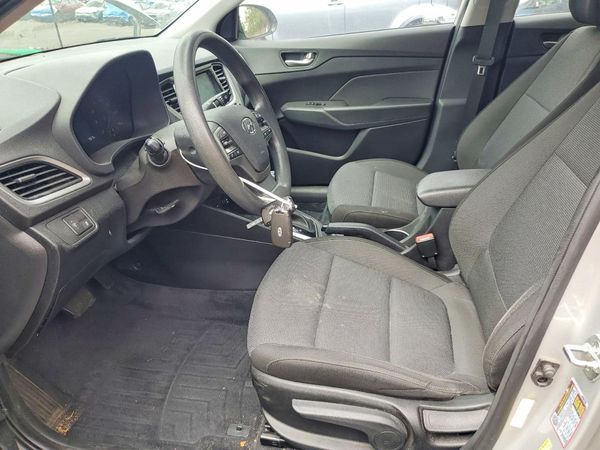 2019 HYUNDAI ACCENT SE and SEL