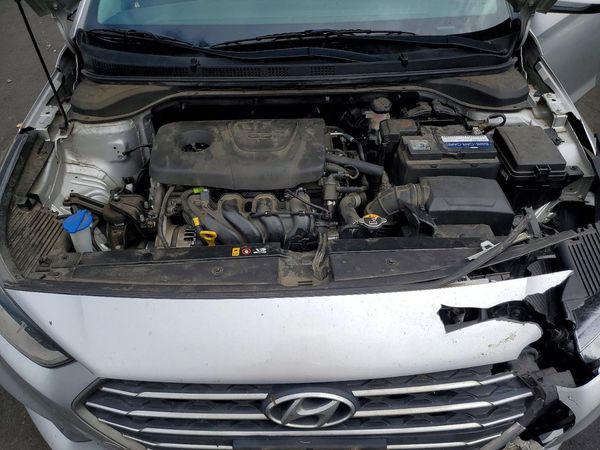 2019 HYUNDAI ACCENT SE and SEL
