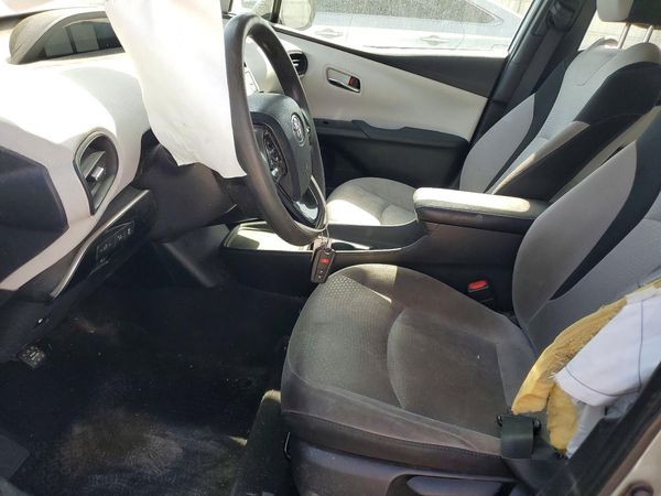 2022 TOYOTA PRIUS