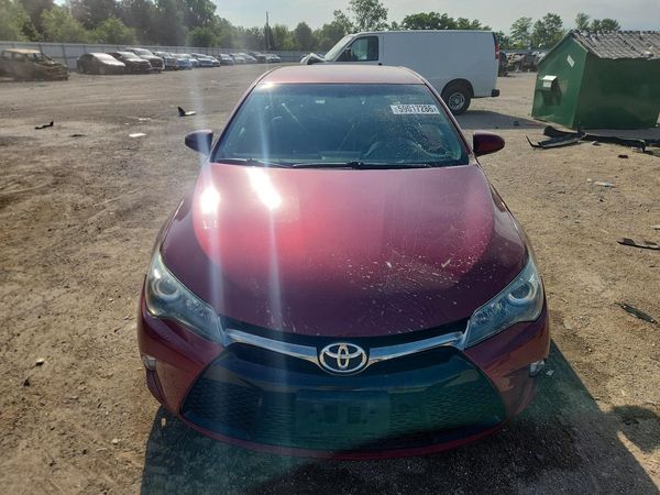 2015 TOYOTA CAMRY