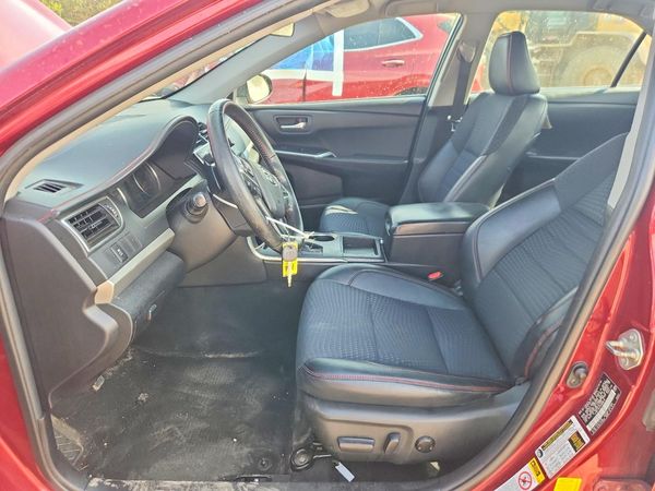 2015 TOYOTA CAMRY