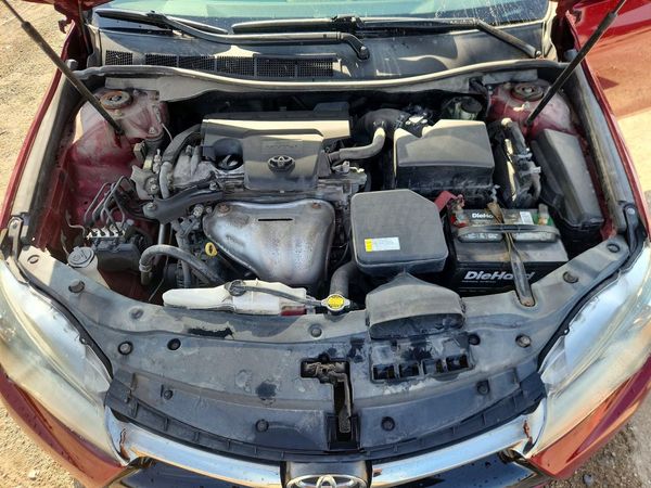 2015 TOYOTA CAMRY