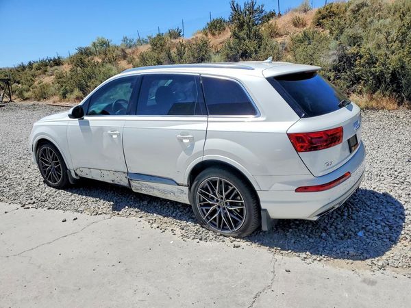 2017 AUDI Q7 quattro Prestige