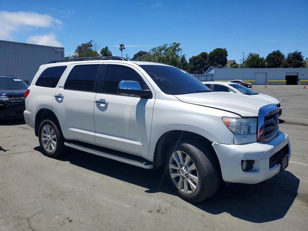 2017 TOYOTA SEQUOIA Platinum Grade