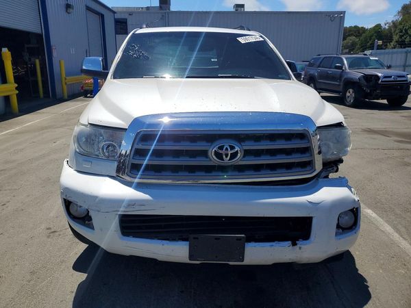 2017 TOYOTA SEQUOIA Platinum Grade