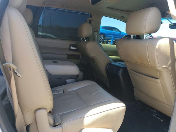 2017 TOYOTA SEQUOIA Platinum Grade