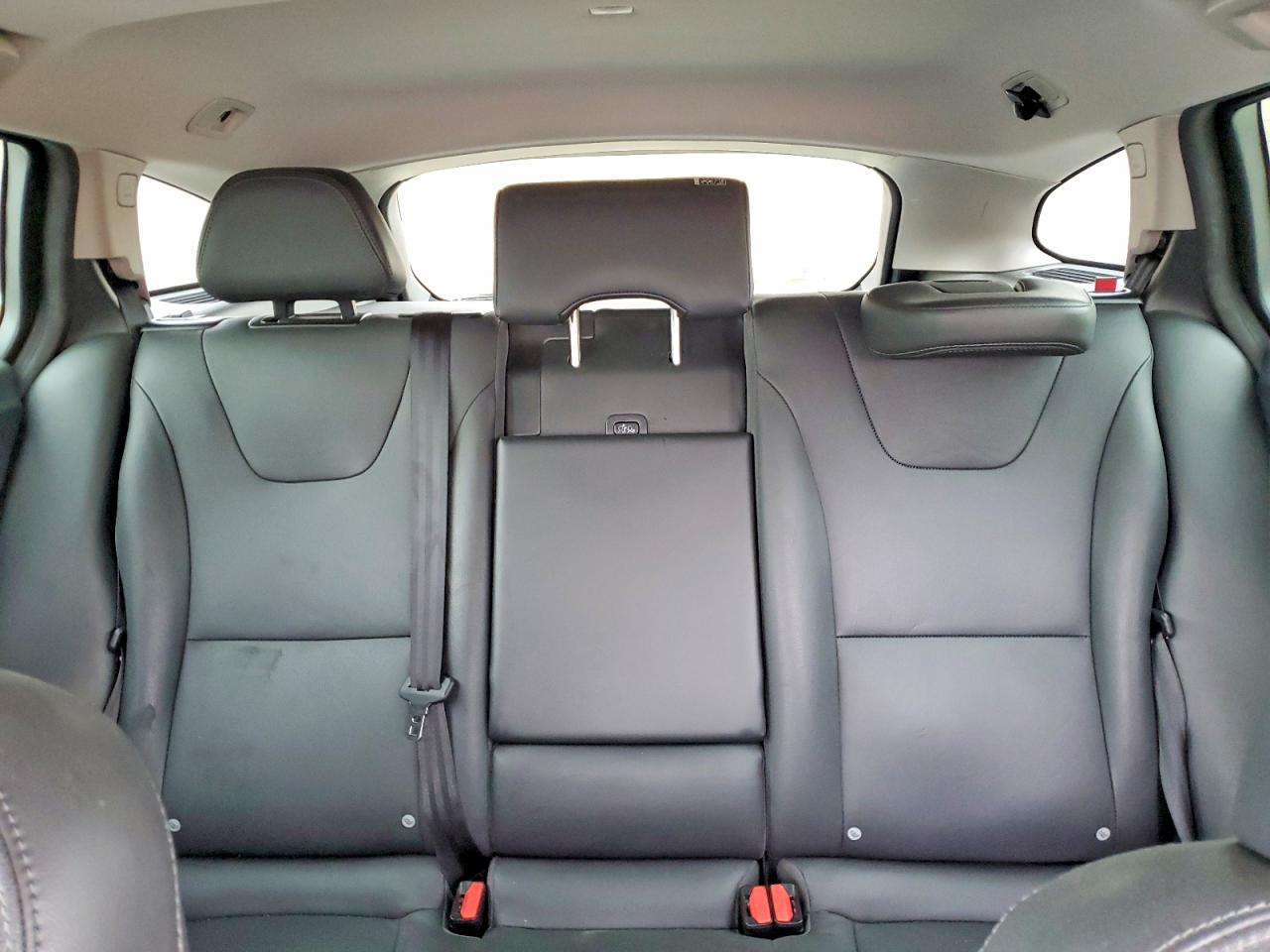 2018 VOLVO V60 CROSS COUNTRY Premier